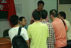 �A���h(yu��n)ҊǶ��ʽ��Ӗ(x��n)���M(f��i)�v����Ƭ