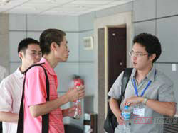 �A���h(yu��n)Ҋ(ji��n)Ƕ��ʽ��Ӗ(x��n)���M(f��i)�v����Ƭ