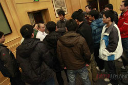 �A���h(yu��n)Ҋ(ji��n)Ƕ��ʽ��Ӗ(x��n)���M(f��i)�v����Ƭ